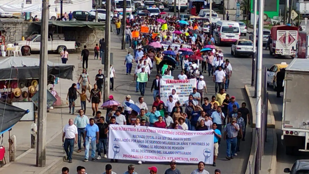 MARCHAN MAESTROS HUEJUTLA1